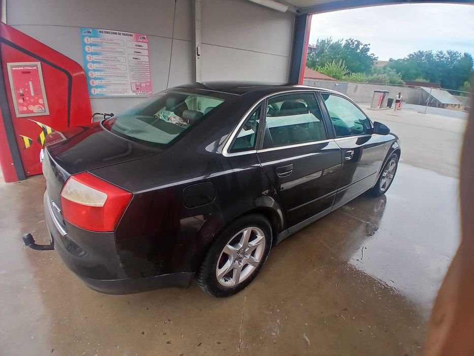 Vand sau schimb cu sharan audi a4 b6.