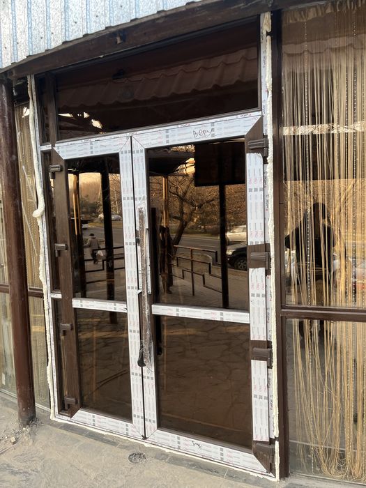 Окна двери витрожи