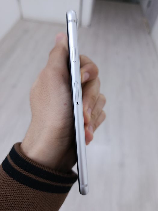 iPhone 8 64GB 86%