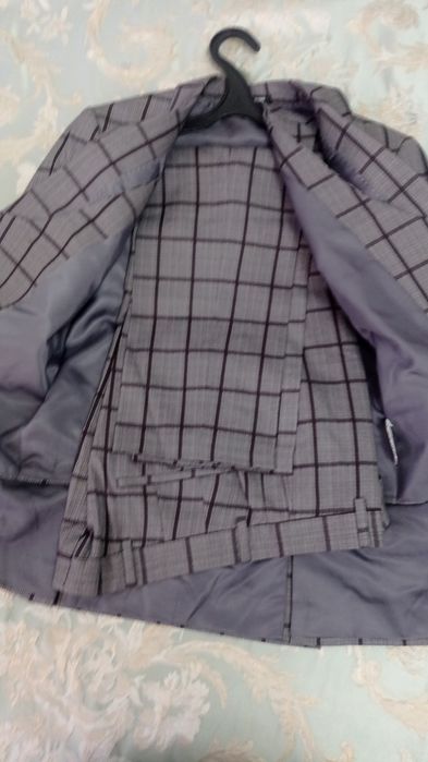 брючный костюм 46 размера