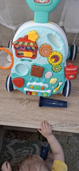 Antemergator si masuta de activitate 2 in 1