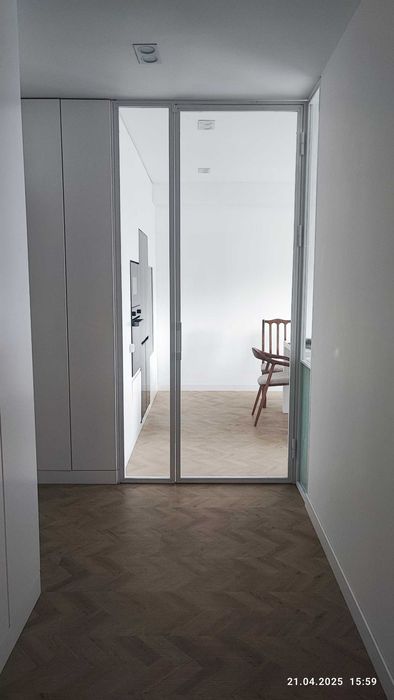 Лофт двери стеклянные. Распашные, раздвижные, гармошки, каскадные.