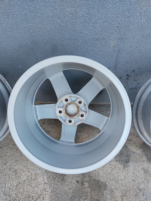 Алуминиеви джанти за Ауди А4 и А6