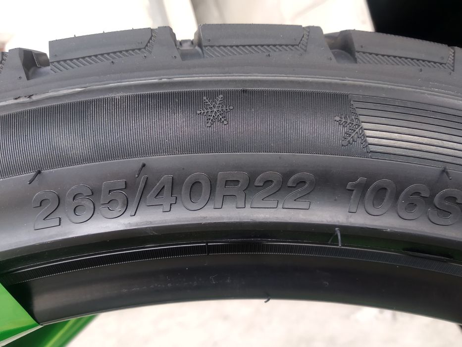 Зимние автошины 265/40R22