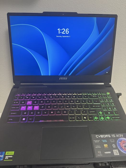 Msi cyborg 15 A13VFK
