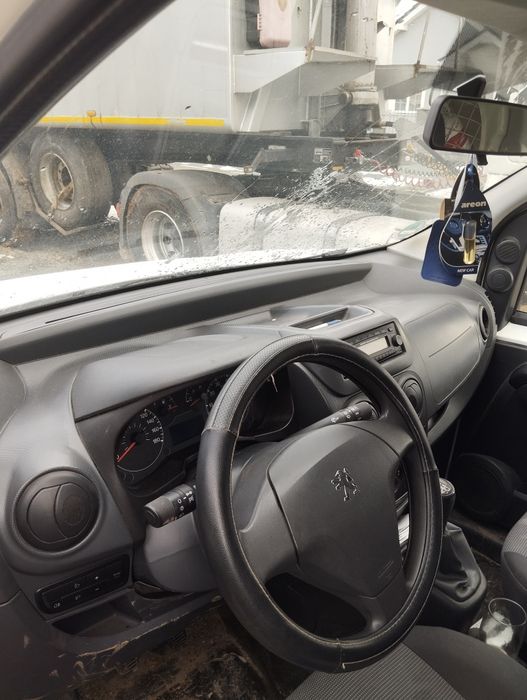 Peugeot bipper atelier mobil