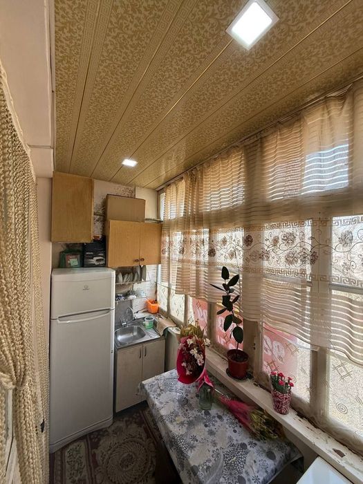 ® Чиланзар метро‼️30м² Чиланзар 16 средний ремонт балкон 1,5х3 1в2/5/5