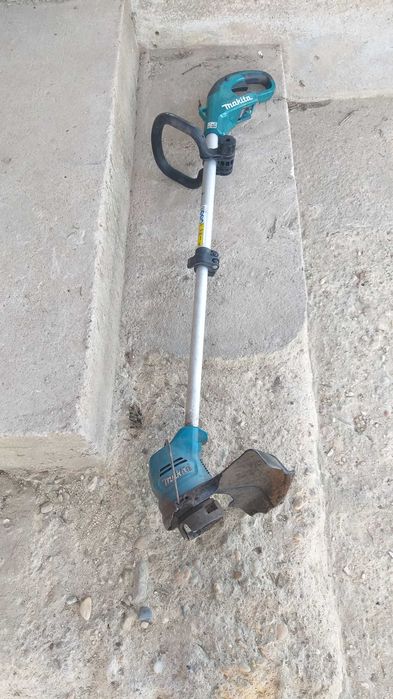 Makita тример за трева