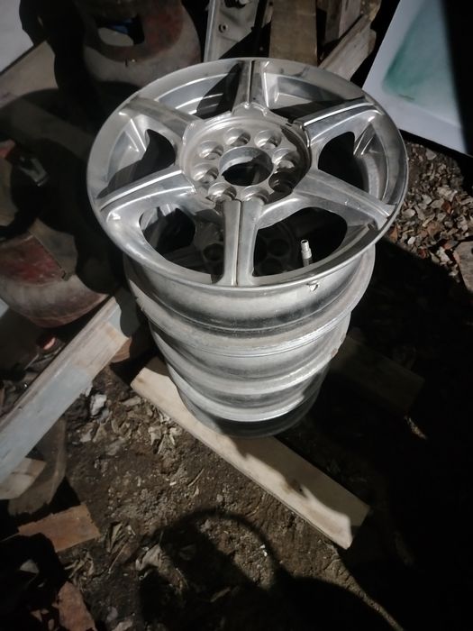 Продам диски на 13 универсальные