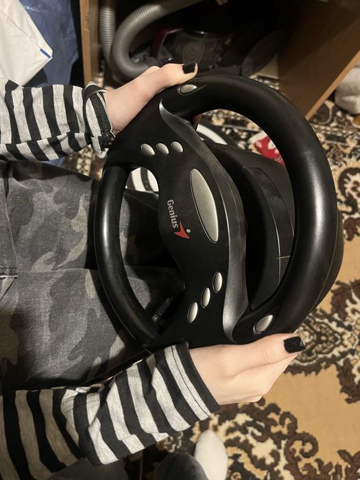 Руль с педалями игровой