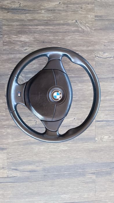 Продавам оригинален M волан за BMW E36 и BMW E39.