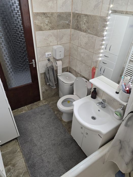 Apartament 2 camere foste proprietăți