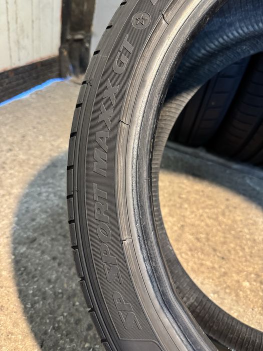Гуми 245/40/19 DUNLOP Sport Max GT