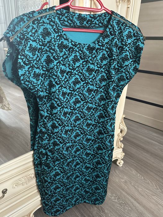 қыз-келіншектерге арналған көйлектер