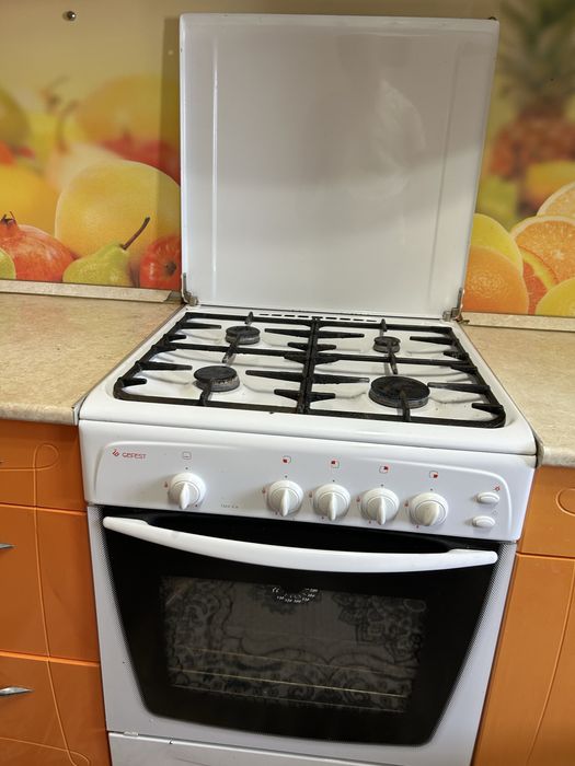 Продам газ плиту