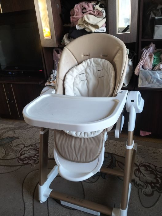 Детский стул для кормления
