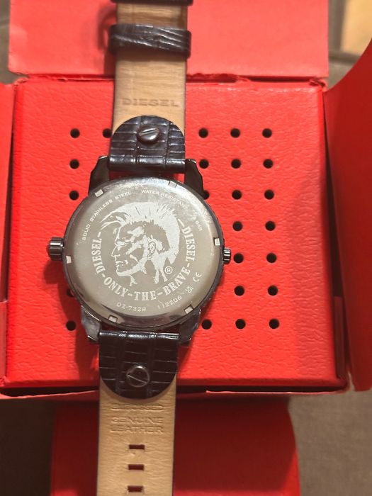 Дамски часовник Дизел