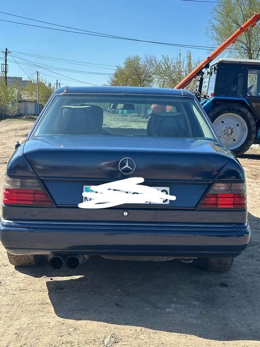 Продам Мерседес w124.  Е280. M 104.
