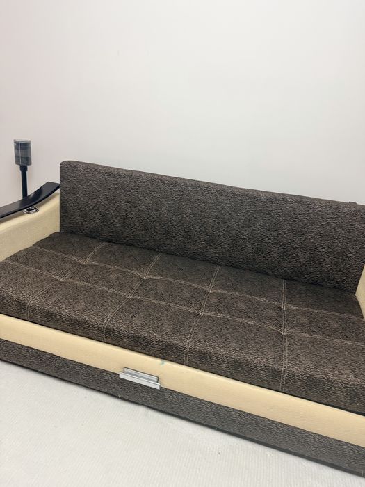 Диван в зорошем состоянии