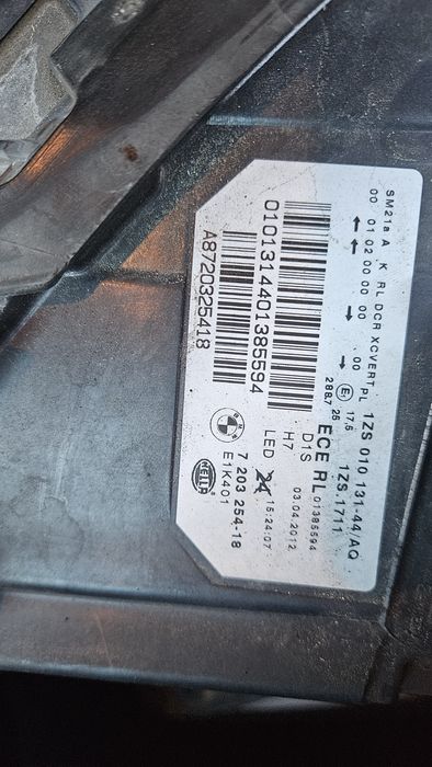 Ляв и Десен Фар за BMW F10/F11 Бмв Ф10/Ф11 HELLA