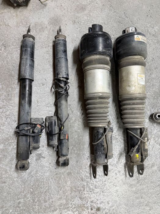 Въздушно окачване за Mercedes E320cdi W211