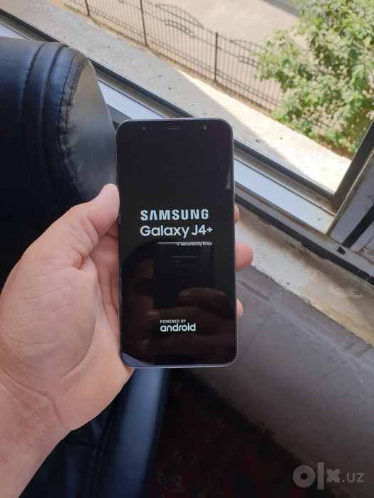 Samsung j 4+ 32 gb  ideal
