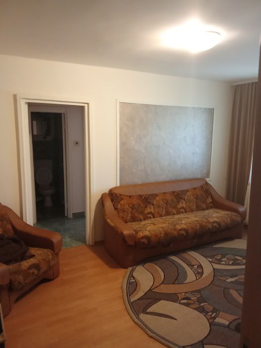 Închiriez apartament Gherla