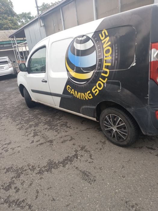 Vînd Renault Kangoo Maxi