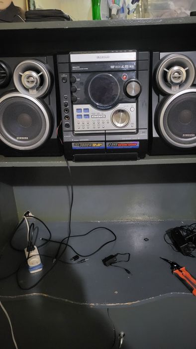 Музыкальный центр