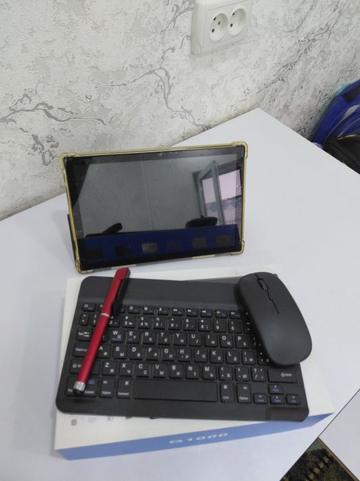 Планшет  Телефон