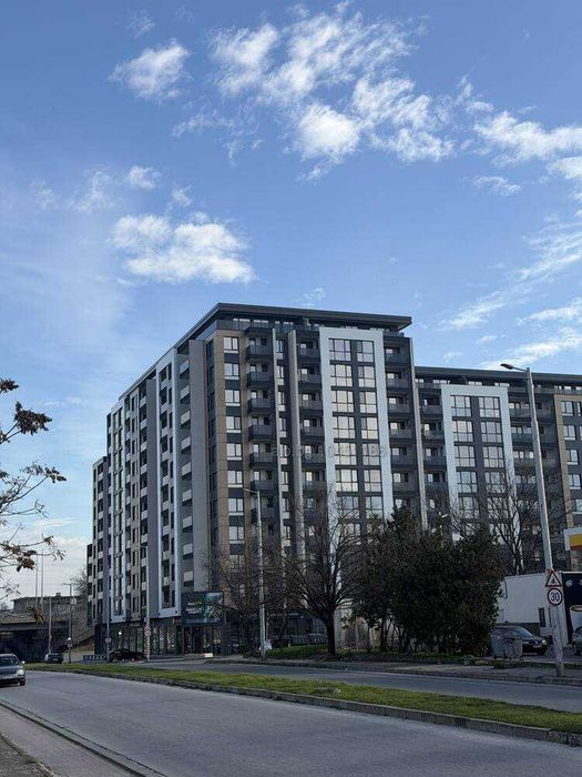 2 стаен, бул. Марица 160 с подземно парко място в центъра