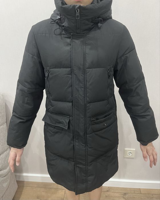 Продам зииний пуховик