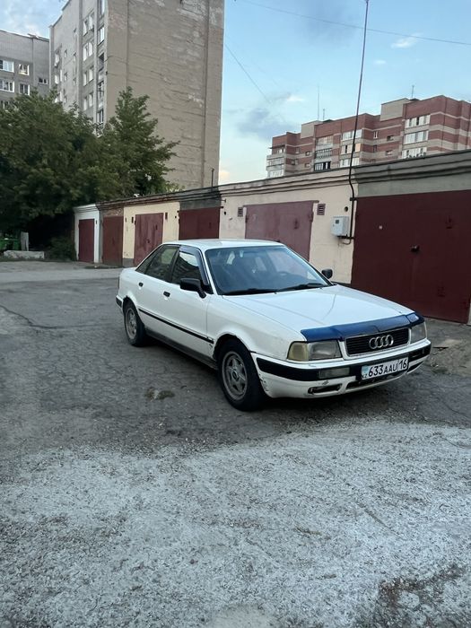 Продам ауди 80 б4 2 л инжектор