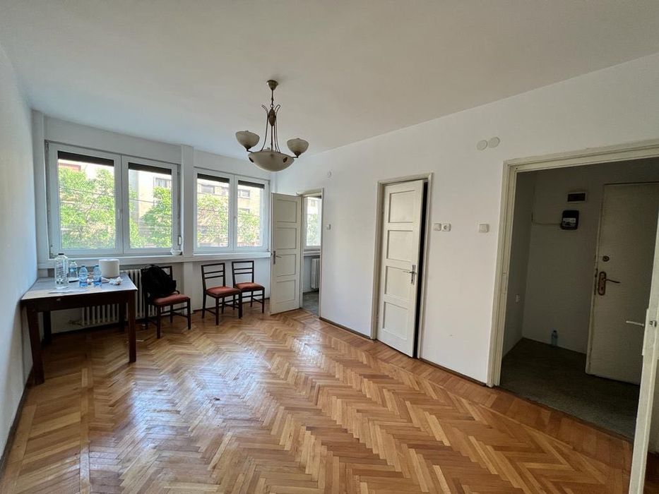 Studio - Gara de Nord - Gheorghe Duca 3 - Etaj 1 - 30 mp - Piata Garii