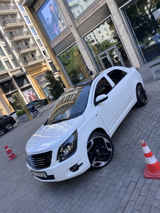 Cobalt 2020 yil avtomat