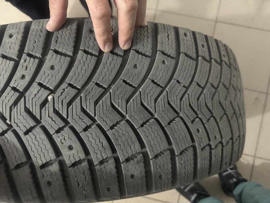 Зимние шины Мишлен 265/65/17