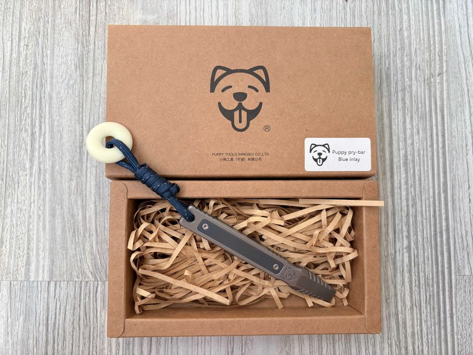 Puppy K&T Puppy Pry-Bar, Blue Inlay - EDC titan