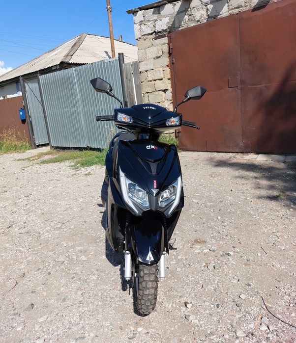 Продам скутер м10