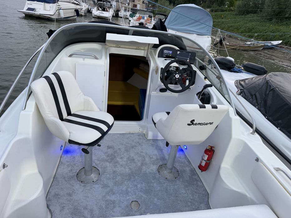 Barca Beneteau 6m 150 cp