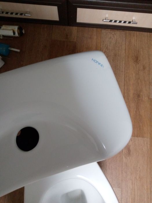 Унитаз с бачком б/у