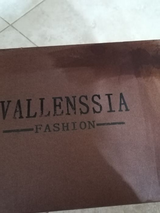 Дамски обувки (с висок ток)