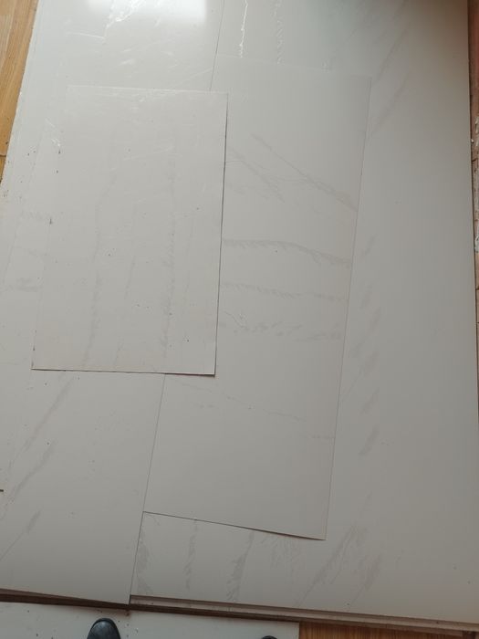 Vând tabla albă lisa