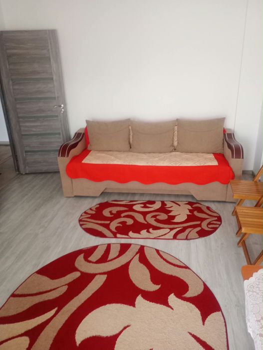 Inchiriez apartament 2 camere decomandat zona Galata Iasi