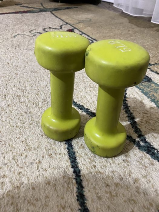 Продам гантели