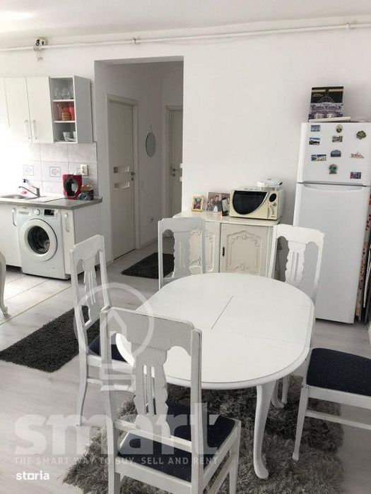 Apartament 2 camere , Floresti, zona Vivo