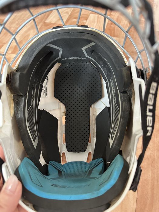 Шлем для хоккея, детский