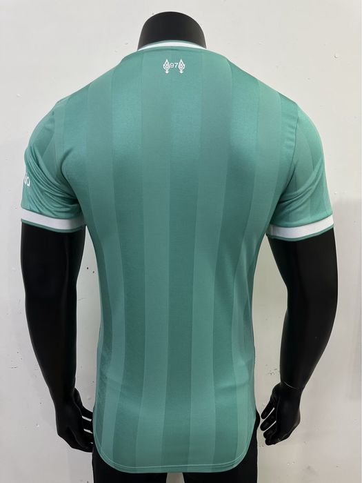 Тениска на Liverpool, трети екип, сезон 2025-2026