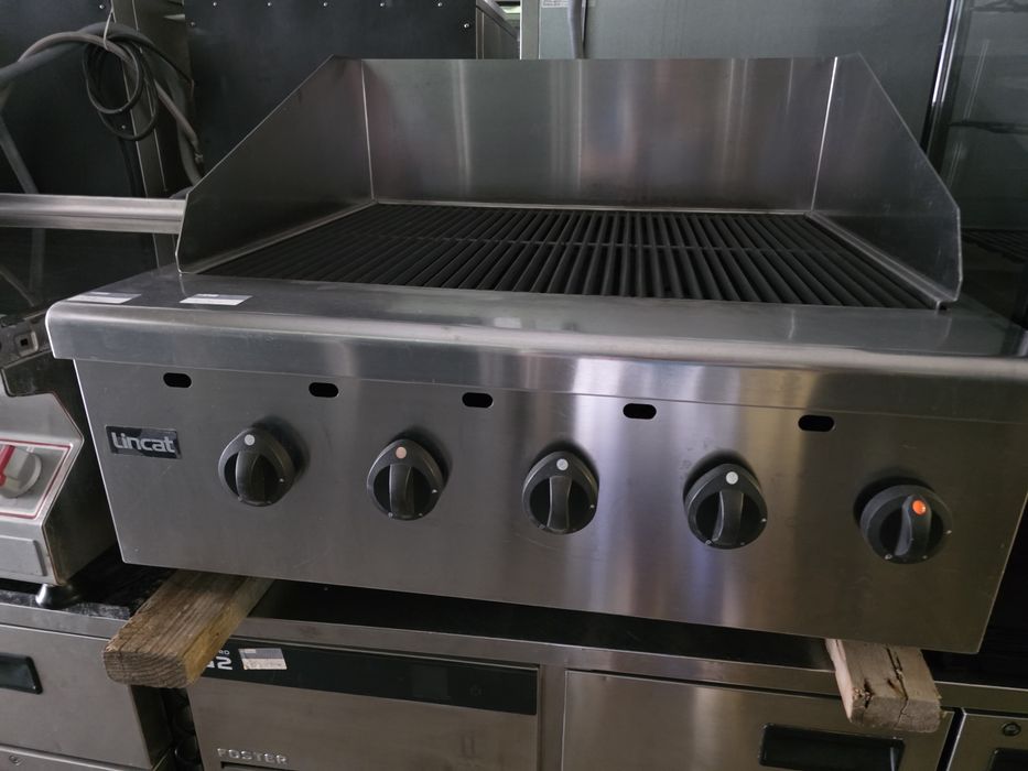 Газови скари 80на80см 2800лв