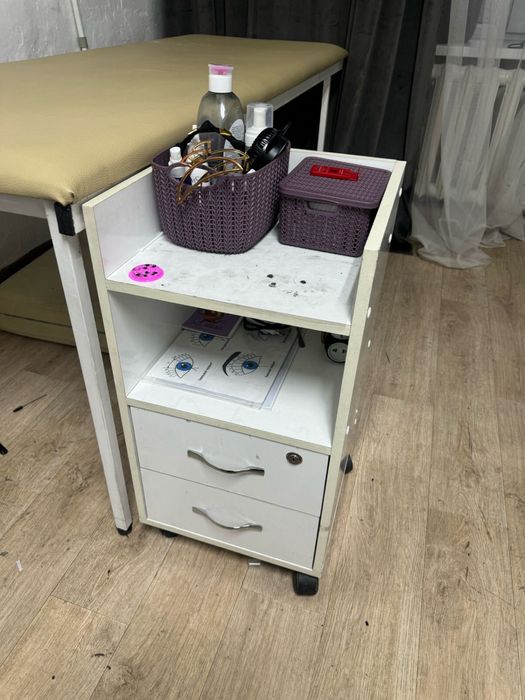 Продам кушетку,помощницу