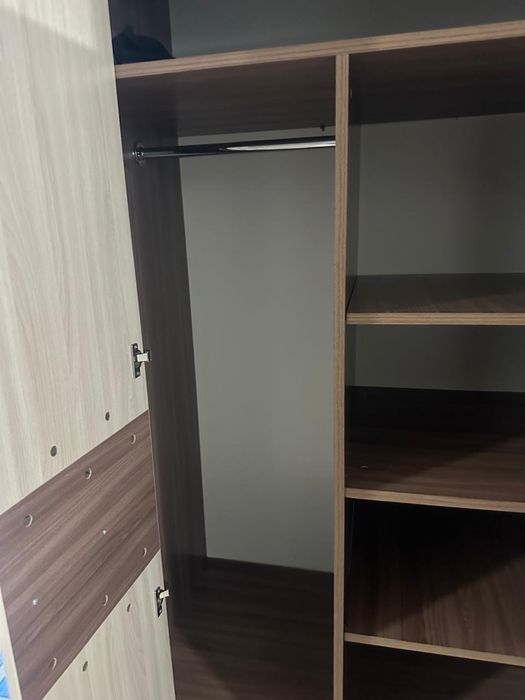 Продается шкаф .